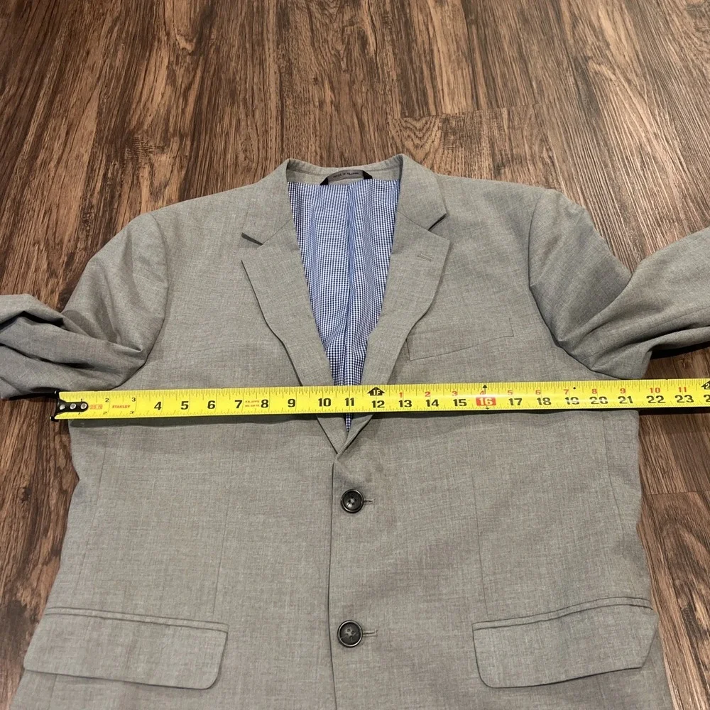 BANANA REPUBLIC Tailored Fit suit Blazer Size 42S Pants 32x30 gray  wool READ